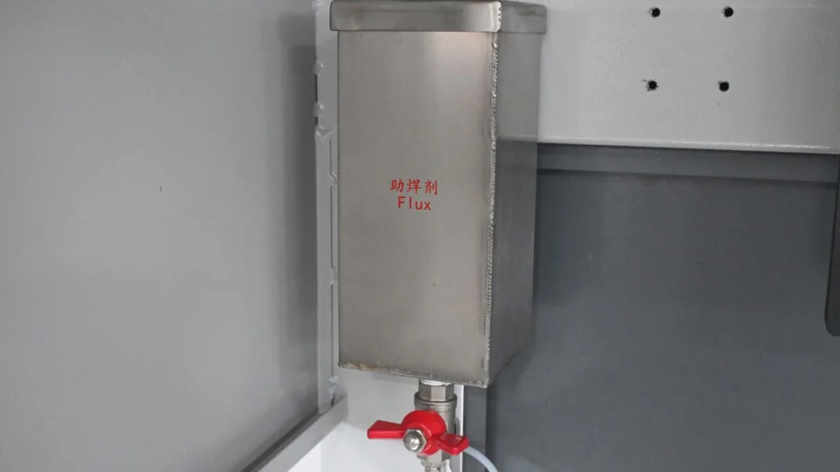 Nitrogen-Assisted Solder Pot PCB Selective Soldering Machine DEZ-H3200A Flux Storage Box
